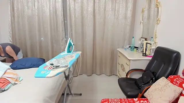 MildMature online show from March 2026 05:05:02 PM