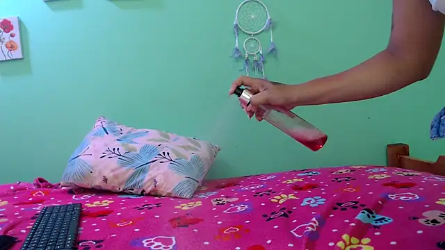 Snapshot of gatitasexygatitasexy chatting on October 2025 07:03:01 PM gatitasexygatitasexy online show from October 2025 07:03:01 PM