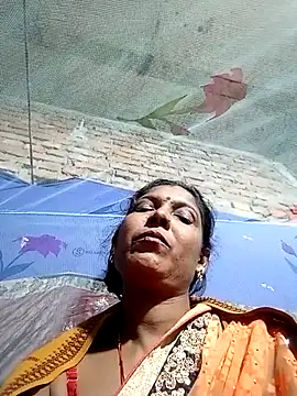 Savita992 online show from November 2025 04:35:01 PM