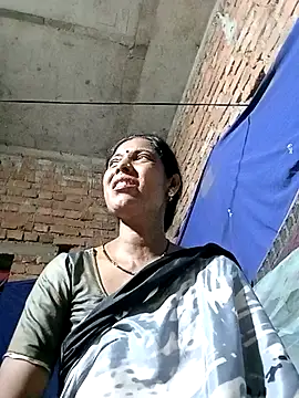 Snapshot of Savita992 chatting on April 2026 02:20:01 PM Savita992 online show from April 2026 02:20:01 PM