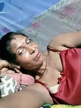 Snapshot of Savita992 chatting on June 2026 07:49:01 PM Savita992 online show from June 2026 07:49:01 PM