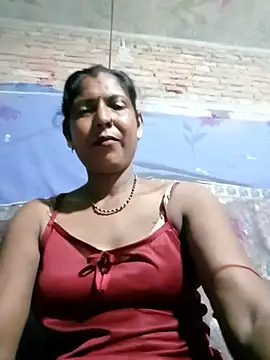 Snapshot of Savita992 chatting on July 2026 06:07:01 PM Savita992 online show from July 2026 06:07:01 PM
