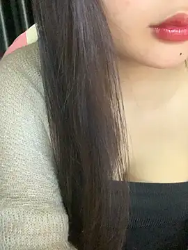 Linhtruong  online show from December 2025 04:40:01 AM