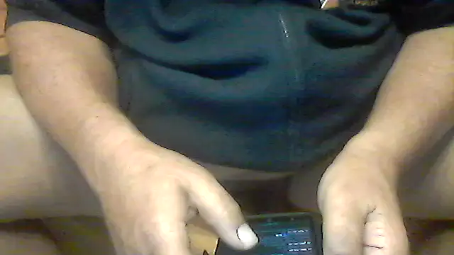 Snapshot of Knabenpenis@xh chatting on October 2025 07:07:02 AM Knabenpenisxh online show from October 2025 07:07:02 AM