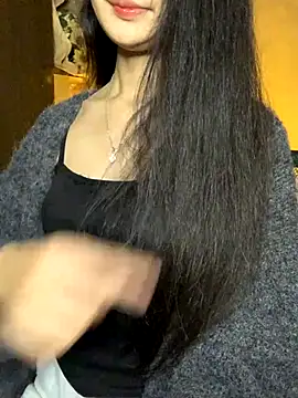 Snapshot of Nhinhi18 chatting on November 2025 02:50:01 PM Nhinhi18 online show from November 2025 02:50:01 PM