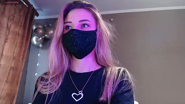 Iris lave online show from November 2025 02:05:01 PM