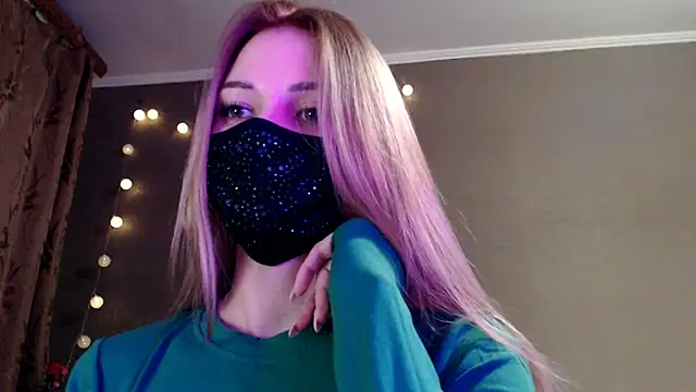 Iris lave online show from February 2026 06:15:01 PM