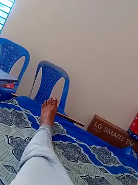 hackyourpussyxh online show from February 2026 09:48:01 AM