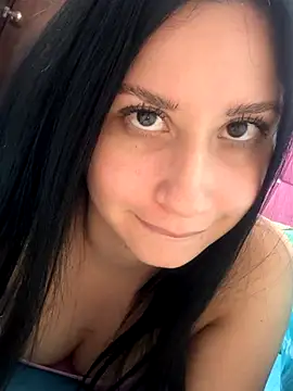 Snapshot of lucy_grey25 chatting on October 2025 03:05:02 AM lucy grey25 online show from October 2025 03:05:02 AM