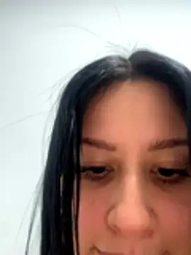 Snapshot of lucy_grey25 chatting on November 2025 02:06:01 AM lucy grey25 online show from November 2025 02:06:01 AM