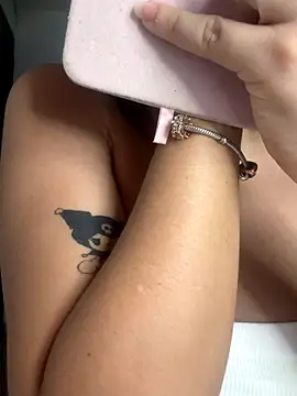 Snapshot of lucy_grey25 chatting on December 2025 07:51:02 PM lucy grey25 online show from December 2025 07:51:02 PM