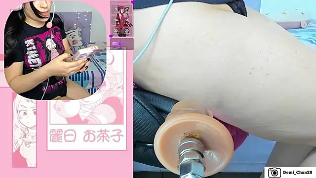 Snapshot of demi_chan chatting on November 2025 10:15:01 AM demi chan online show from November 2025 10:15:01 AM