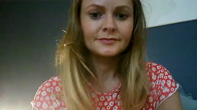 Snapshot of Ginger-bb chatting on September 2025 01:21:01 PM Ginger-bb online show from September 2025 01:21:01 PM