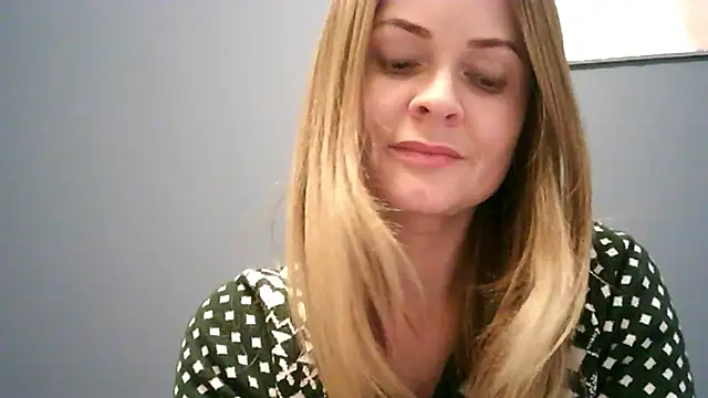 Ginger-bb online show from December 2025 01:17:04 PM