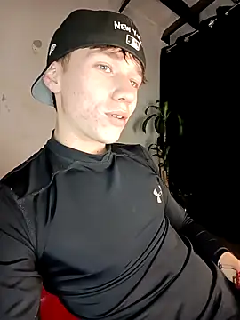 Logan sixxer online show from September 2025 09:42:01 PM