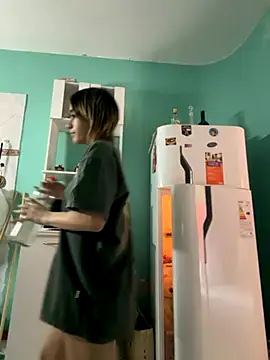 Babylovetiernax online show from November 2025 05:15:02 PM