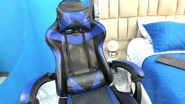 Ibratxandy online show from May 2026 07:11:01 PM