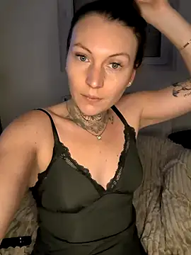 monsieuretmada1 online show from November 2025 07:32:01 AM