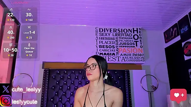 Snapshot of lesly_cutee chatting on January 2026 12:32:01 PM lesly cutee online show from January 2026 12:32:01 PM