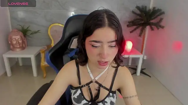 Snapshot of venuss09_s chatting on November 2025 01:50:01 PM venuss09 s online show from November 2025 01:50:01 PM