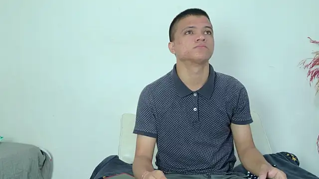 aly n sebas online show from April 2026 01:42:01 AM