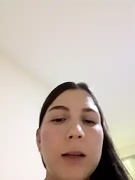 Arianna Moss online show from June 2026 07:41:02 PM