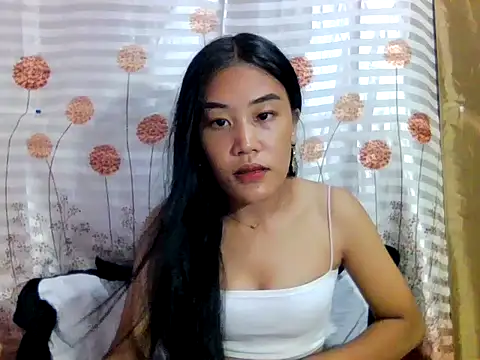 Snapshot of YourWildestDoll chatting on October 2025 01:52:02 PM YourWildestDoll online show from October 2025 01:52:02 PM