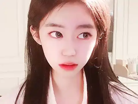 Snapshot of iukoi_77 chatting on March 2026 10:19:02 AM iukoi 77 online show from March 2026 10:19:02 AM