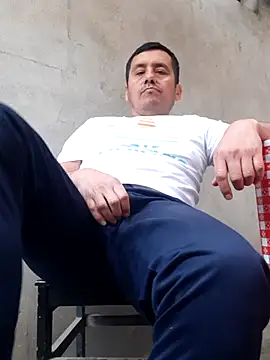 joanluperu online show from November 2025 09:36:01 PM