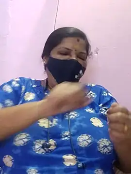 Snapshot of lathikaqueentamil chatting on September 2025 04:43:01 PM lathikaqueentamil online show from September 2025 04:43:01 PM