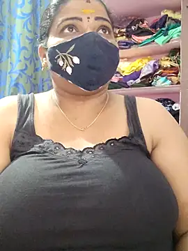 Snapshot of lathikaqueentamil chatting on November 2025 05:15:01 PM lathikaqueentamil online show from November 2025 05:15:01 PM