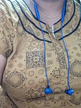 Snapshot of lathikaqueentamil chatting on November 2025 02:11:02 AM lathikaqueentamil online show from November 2025 02:11:02 AM