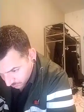 Snapshot of JuicyBigcock@xh chatting on October 2025 12:08:02 AM JuicyBigcockxh online show from October 2025 12:08:02 AM