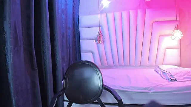 Kaorii Lee online show from November 2025 12:04:01 PM