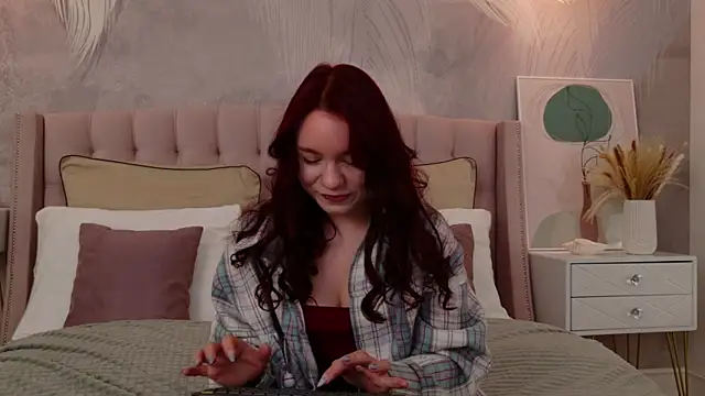 Snapshot of NoraHaynes chatting on June 2026 02:12:01 AM NoraHaynes online show from June 2026 02:12:01 AM