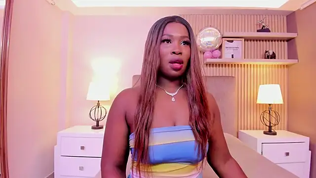 Snapshot of SerenaWinslow chatting on May 2026 12:04:02 PM SerenaWinslow online show from May 2026 12:04:02 PM