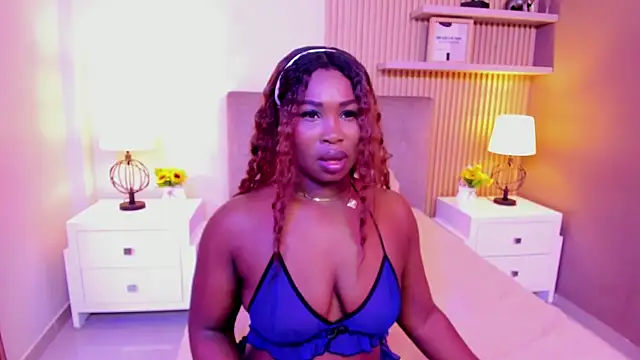 Snapshot of SerenaWinslow chatting on July 2026 12:11:01 PM SerenaWinslow online show from July 2026 12:11:01 PM