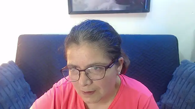 Snapshot of Linda_banks_ chatting on November 2025 09:04:02 PM Linda banks online show from November 2025 09:04:02 PM