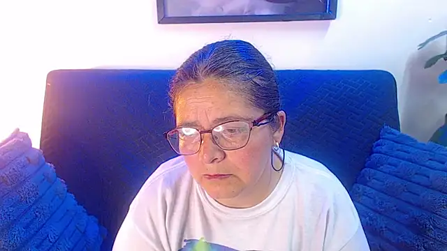 Snapshot of Linda_banks_ chatting on November 2025 01:27:02 AM Linda banks online show from November 2025 01:27:02 AM