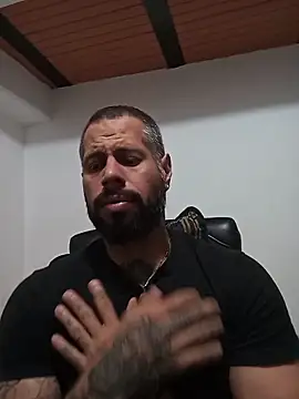 Matheus Blaze online show from November 2025 11:32:01 AM