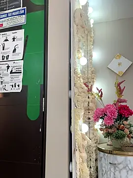 hotadhara01 online show from November 2025 03:59:01 PM