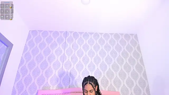 Snapshot of OnlyGia chatting on November 2025 08:20:02 PM OnlyGia online show from November 2025 08:20:02 PM