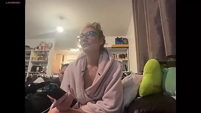 Snapshot of harleyblair chatting on October 2025 11:09:01 PM harleyblair online show from October 2025 11:09:01 PM