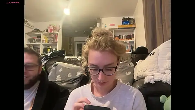 Snapshot of harleyblair chatting on November 2025 11:03:01 PM harleyblair online show from November 2025 11:03:01 PM