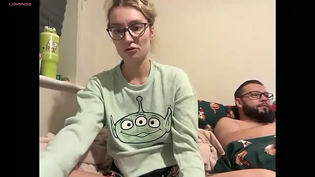 Snapshot of harleyblair chatting on December 2025 11:13:01 PM harleyblair online show from December 2025 11:13:01 PM