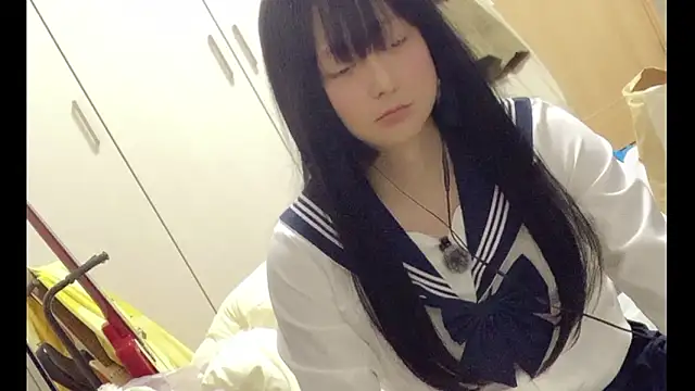 Snapshot of Mia032 chatting on January 2026 03:28:01 PM Mia032 online show from January 2026 03:28:01 PM