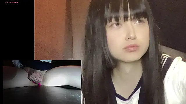 Snapshot of Mia032 chatting on February 2026 01:40:01 PM Mia032 online show from February 2026 01:40:01 PM