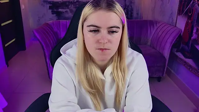 Stef Nicks online show from October 2025 05:39:02 AM