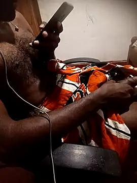 Dhanu9712 online show from September 2025 04:08:01 PM