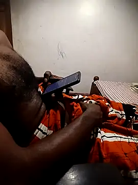 Dhanu9712 online show from October 2025 06:50:01 PM